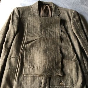 Armani Collezioni Linen Suit - 42L